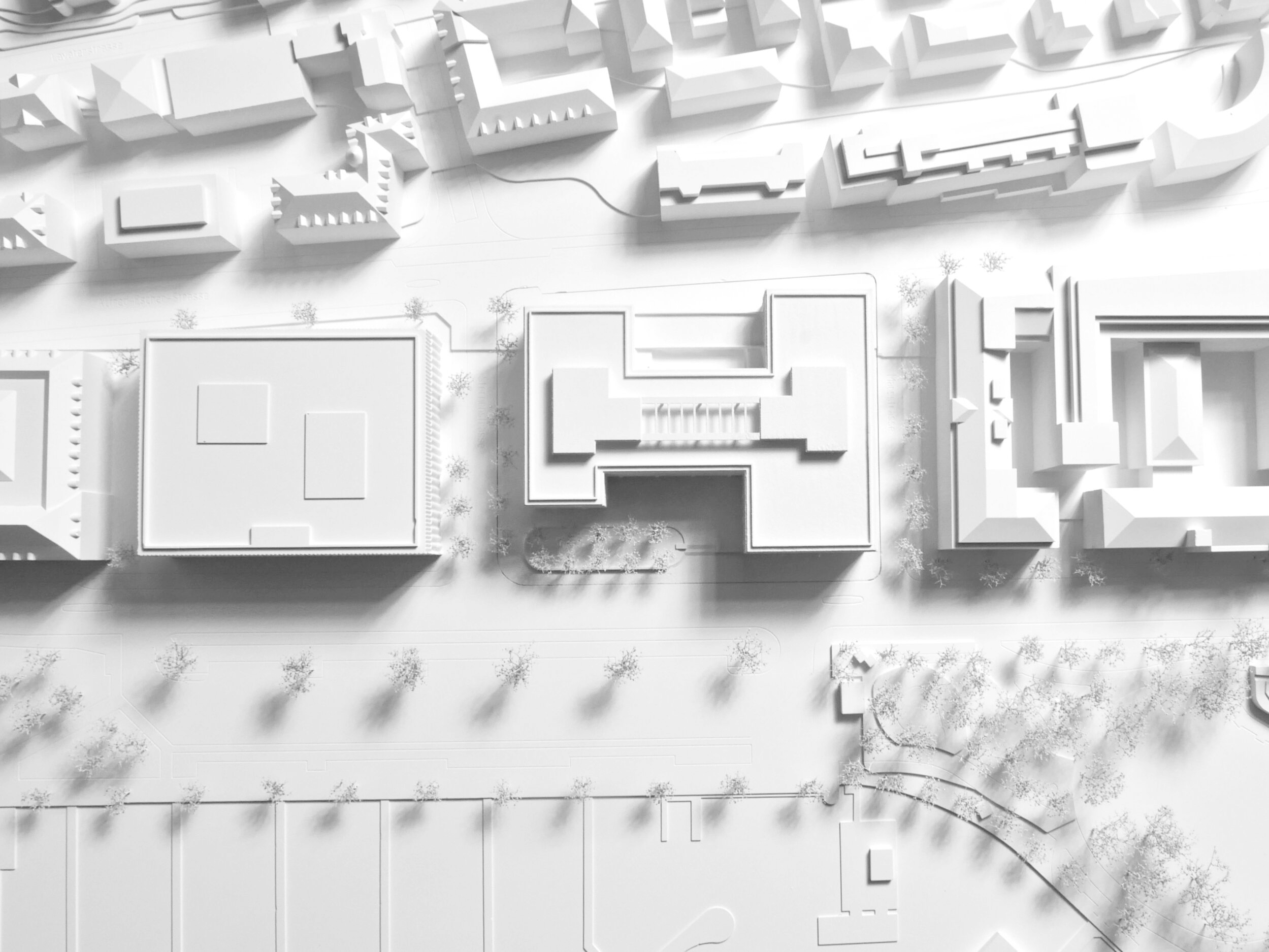 Swiss-Re-Mythenquai-Zuerich_GFA_Copyright-GFA-Lukas-Haefeli_09_Gipsmodell_500_08.png